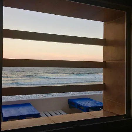 Alojamento de Acomodação e Pequeno-almoço 50 Knots House *