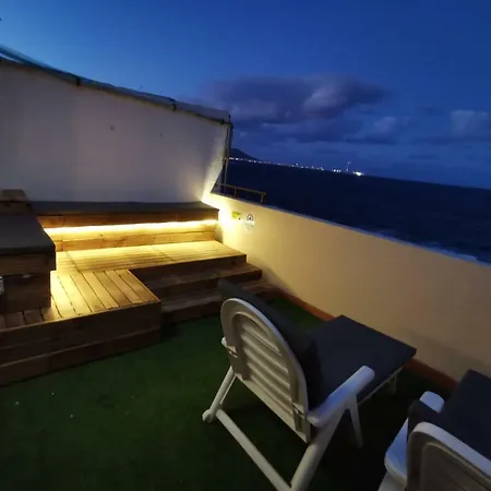 Alojamento de Acomodação e Pequeno-almoço 50 Knots House Pozo Izquierdo