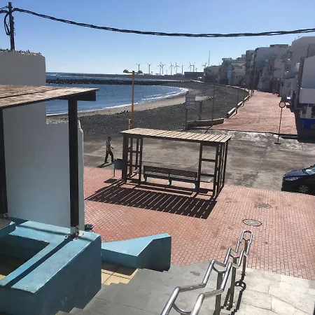 50 Knots House